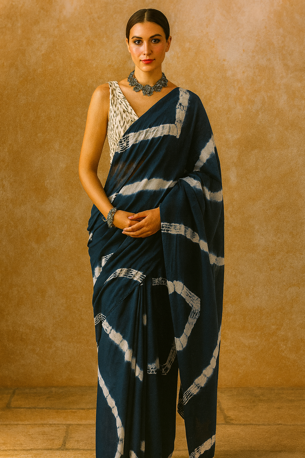 Eterna Indigo Path Shibori Mul Cotton Saree – Navy & White Tie-Dye