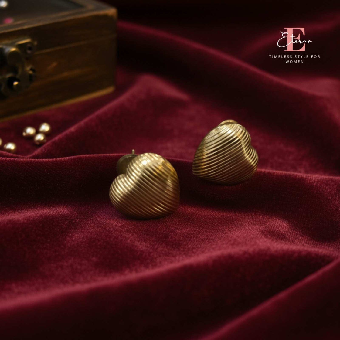 Eterna LoveLines Studs