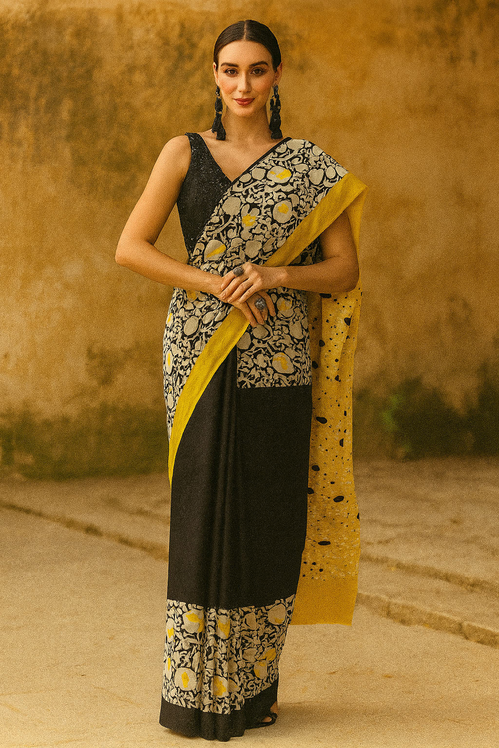 Eterna Noir Sunshine Mul Cotton Saree